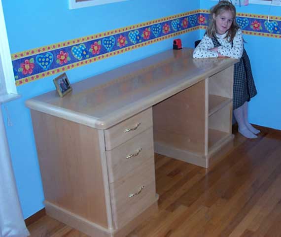 Free Writing Desk Woodworking Plans